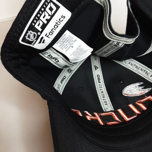 Anaheim Ducks Fanatics Branded Authentic Pro Adjustable Hat NWT - Picture 6 of 7